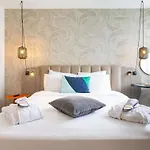 Mercure Centre 4*