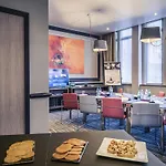 Mercure Centre