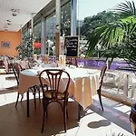 Mercure Centre 4*