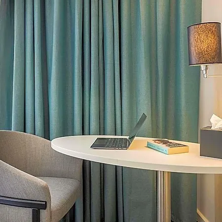 Mercure Centre 4*