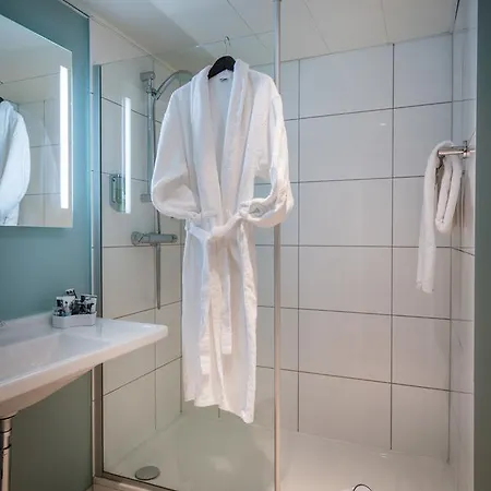 Mercure Centre Ξενοδοχείο 4*
