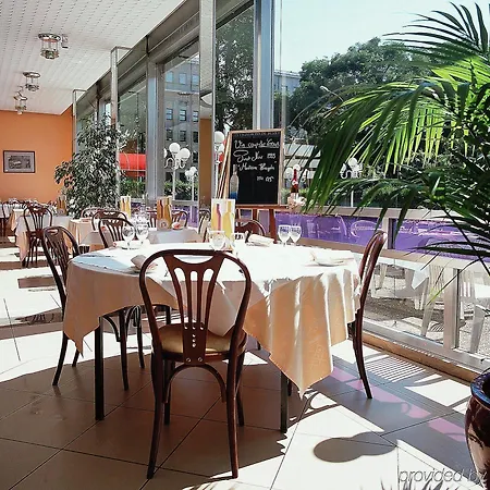 Mercure Centre