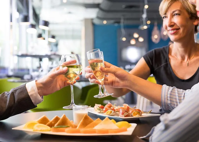 メルキュール サントル ホテル 4*