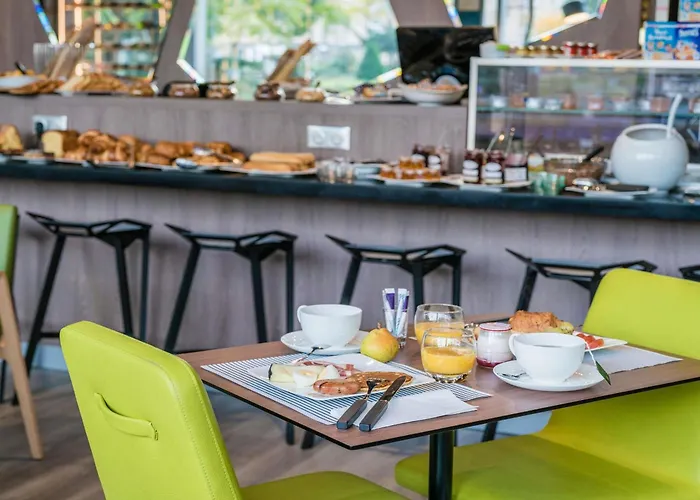 Mercure Centre Hotel 4*