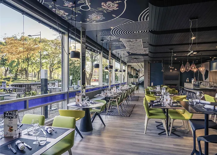 Mercure Centre Hotel 4*