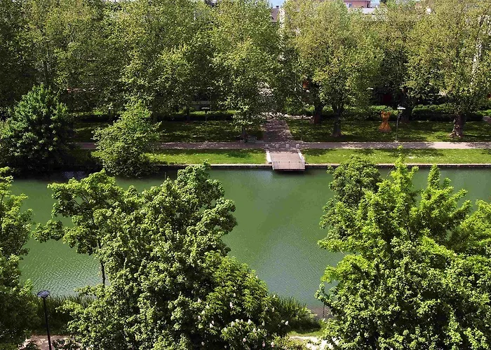 호텔 머큐어 센터 4*